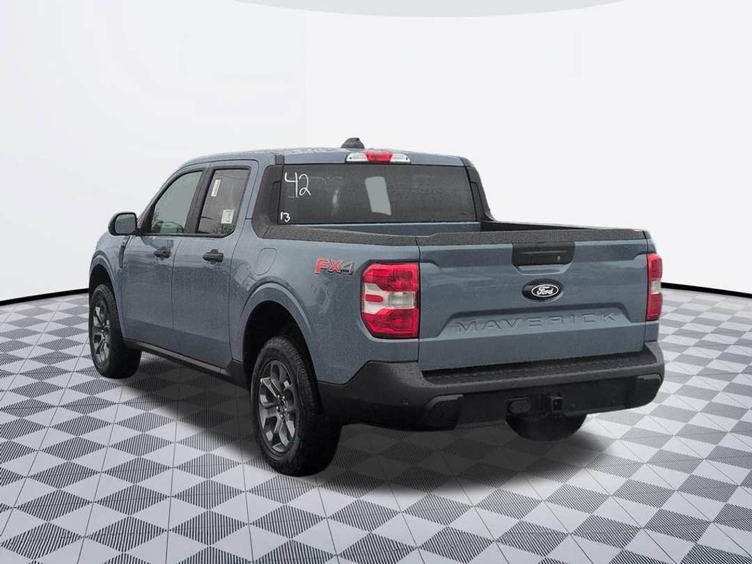 2026 Ford Maverick XLT - Image 3