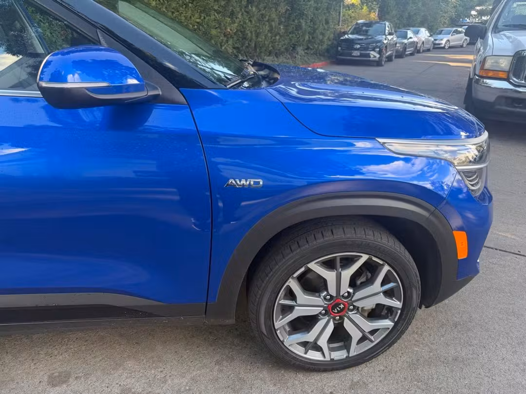 2021 Kia Seltos SX - Image 3