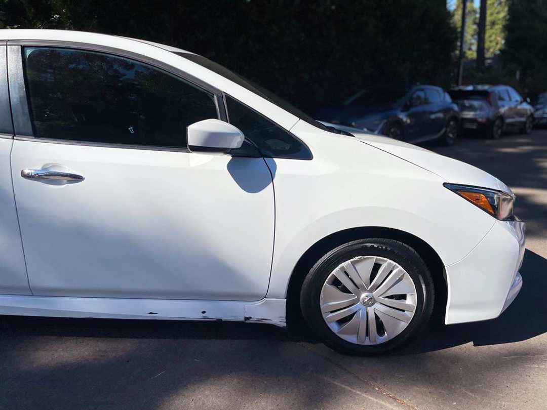 2021 Nissan LEAF S - Image 2