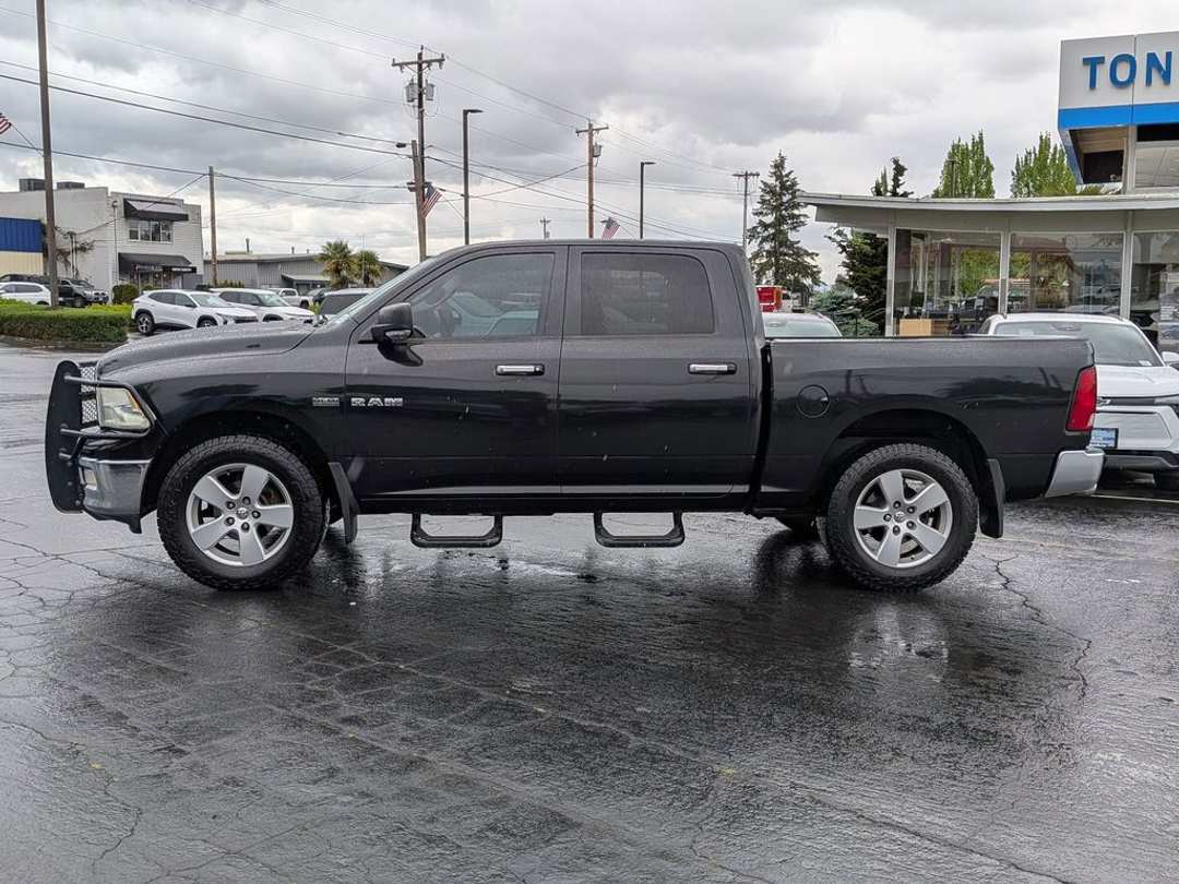 2010 Ram 1500 SLT - Image 3