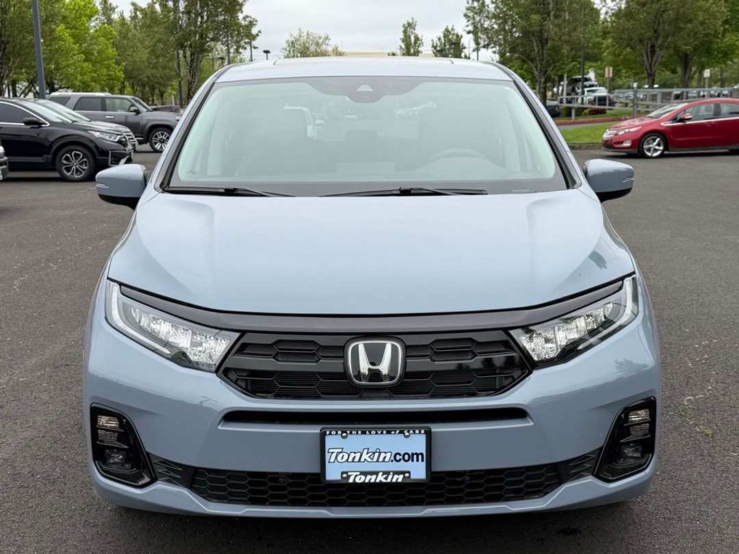 2026 Honda Odyssey Elite - Image 3