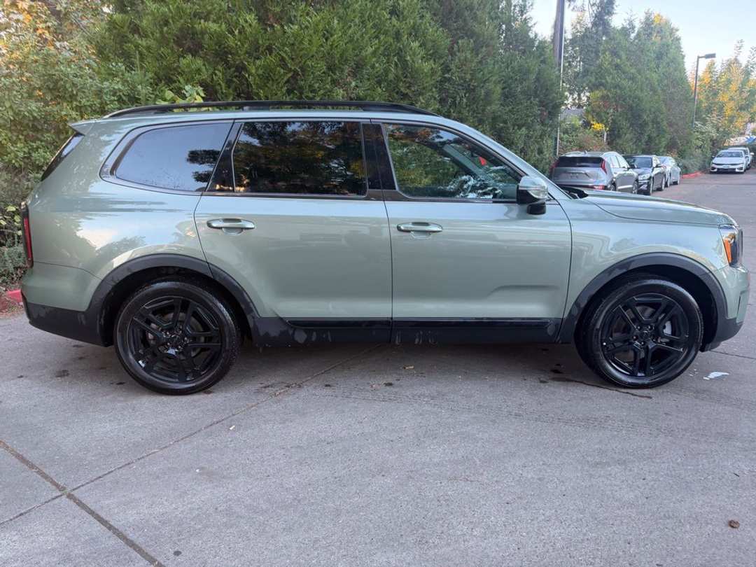 2025 Kia Telluride SX XLine - Image 2