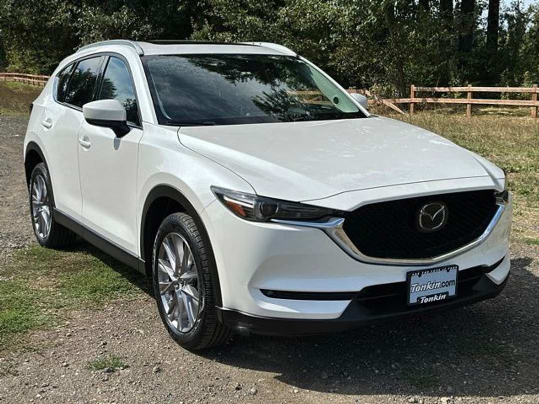 2019 MAZDA CX-5 Grand Touring - Image 2