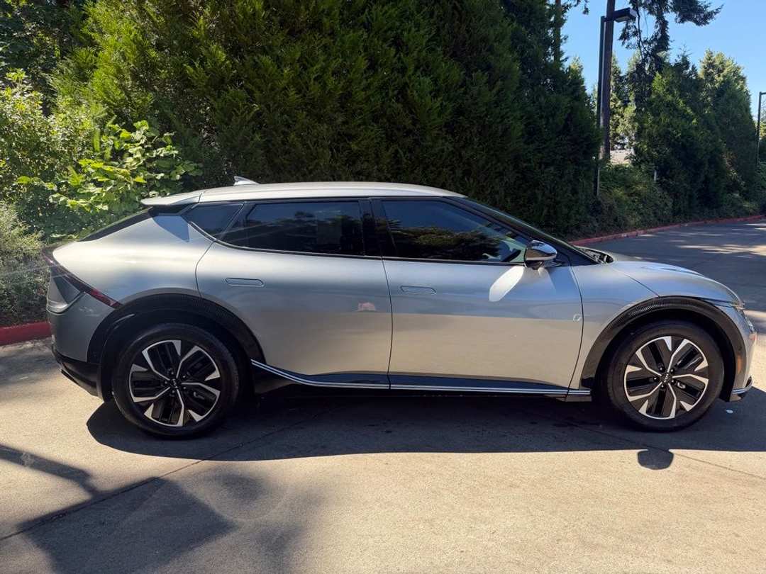 2024 Kia Ev6 Wind - Image 2