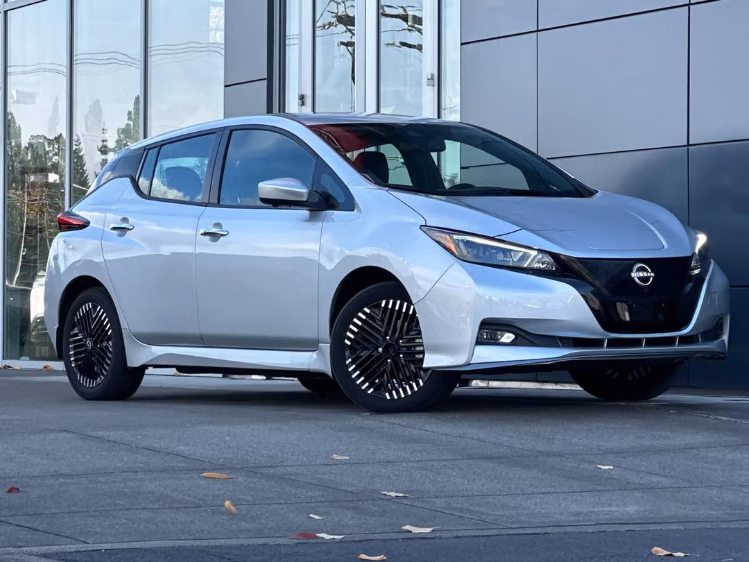 2025 Nissan LEAF SV Plus - Image 2