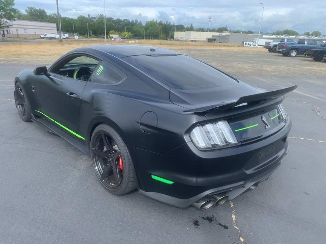 2020 Ford Mustang Shelby GT500 - Image 2