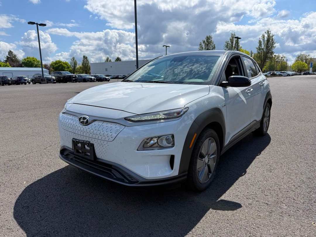 2020 Hyundai Kona SEL - Image 3