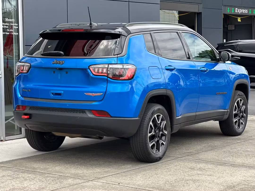 2020 Jeep Compass Trailhawk - Image 3