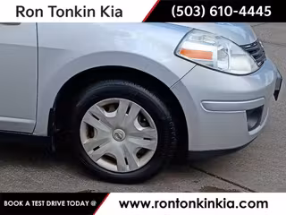 2011 Nissan Versa 1.8 S