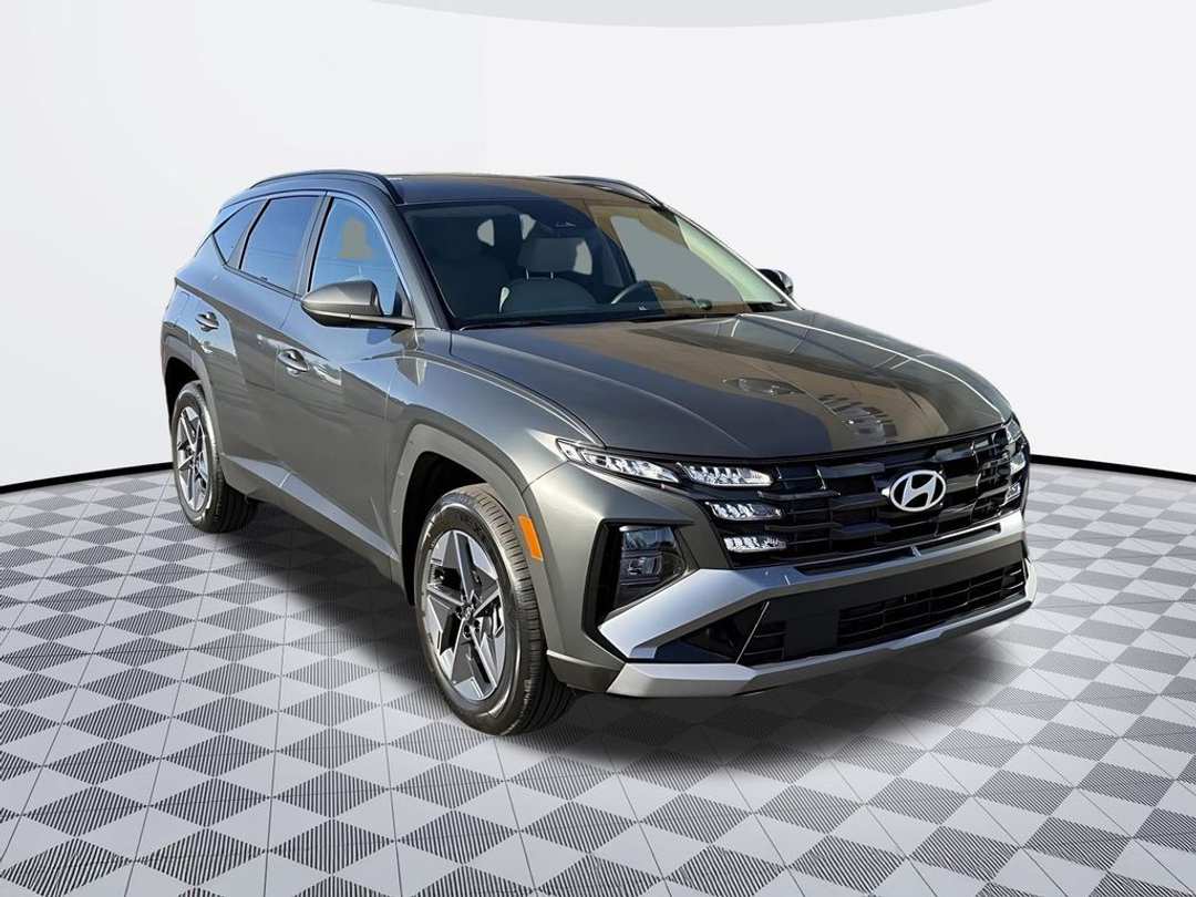 2026 Hyundai Tucson Plug-In Hybrid SEL - Image 2