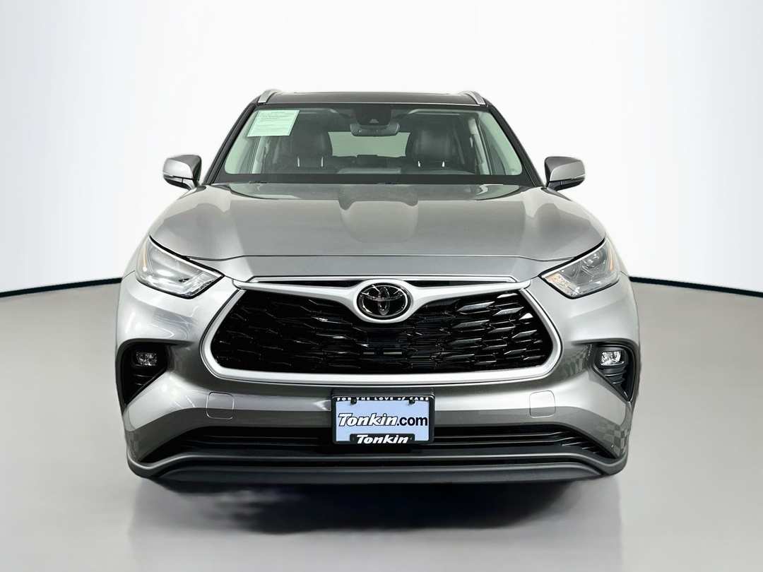 2026 Toyota Highlander Hybrid XLE - Image 2