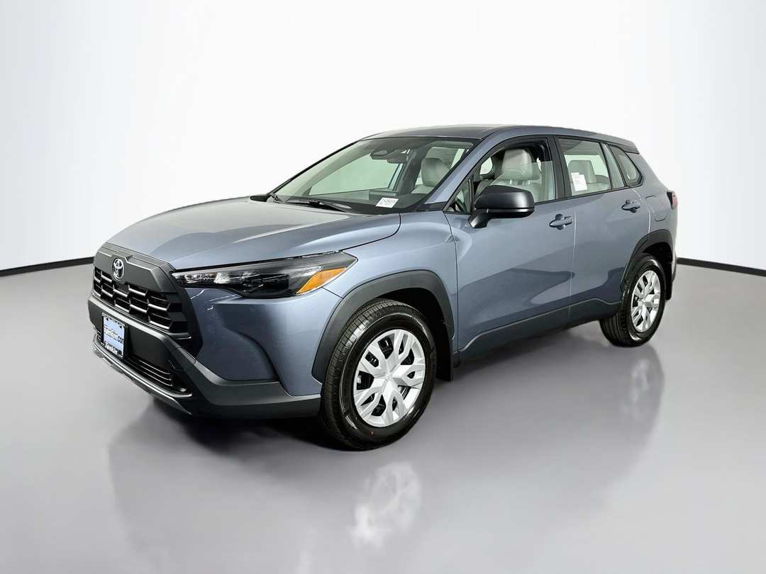 2026 Toyota Corolla Cross L - Image 3