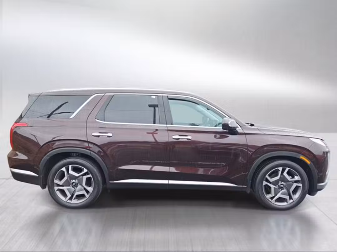 2023 Hyundai Palisade SEL - Image 2