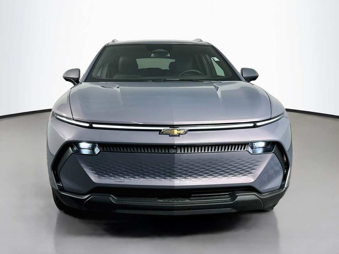 2026 Chevrolet Equinox Ev LT - Image 2
