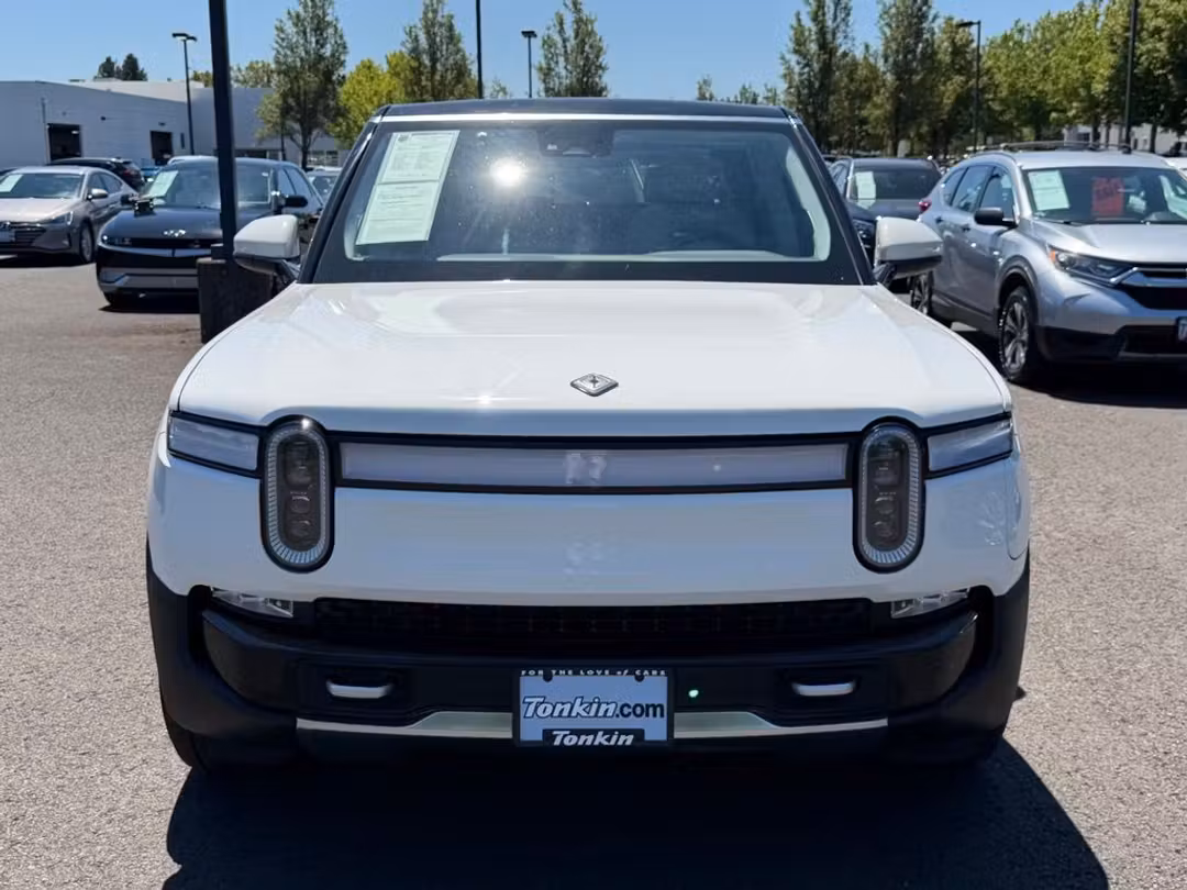 2024 Rivian R1S Adventure - Image 3
