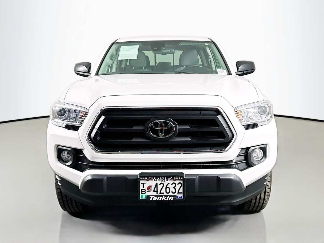 2023 Toyota Tacoma SR5 - Image 2