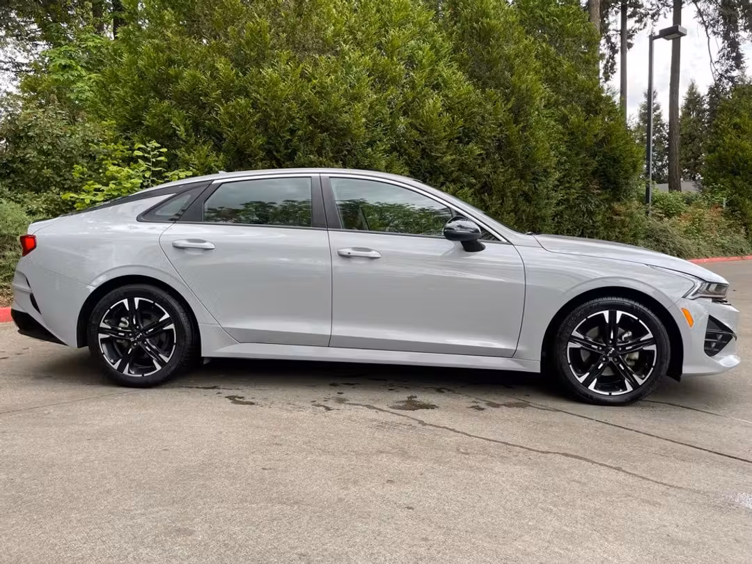 2024 Kia K5 GTLine - Image 3