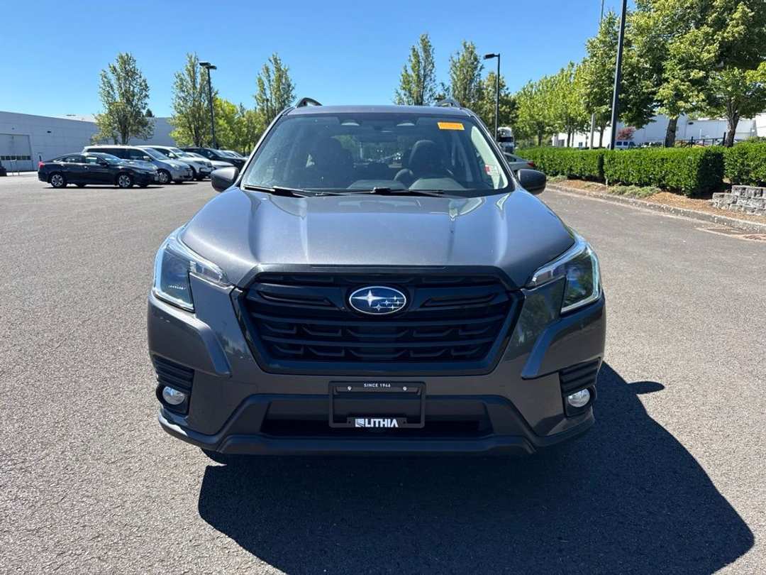 2022 Subaru Forester Premium - Image 2