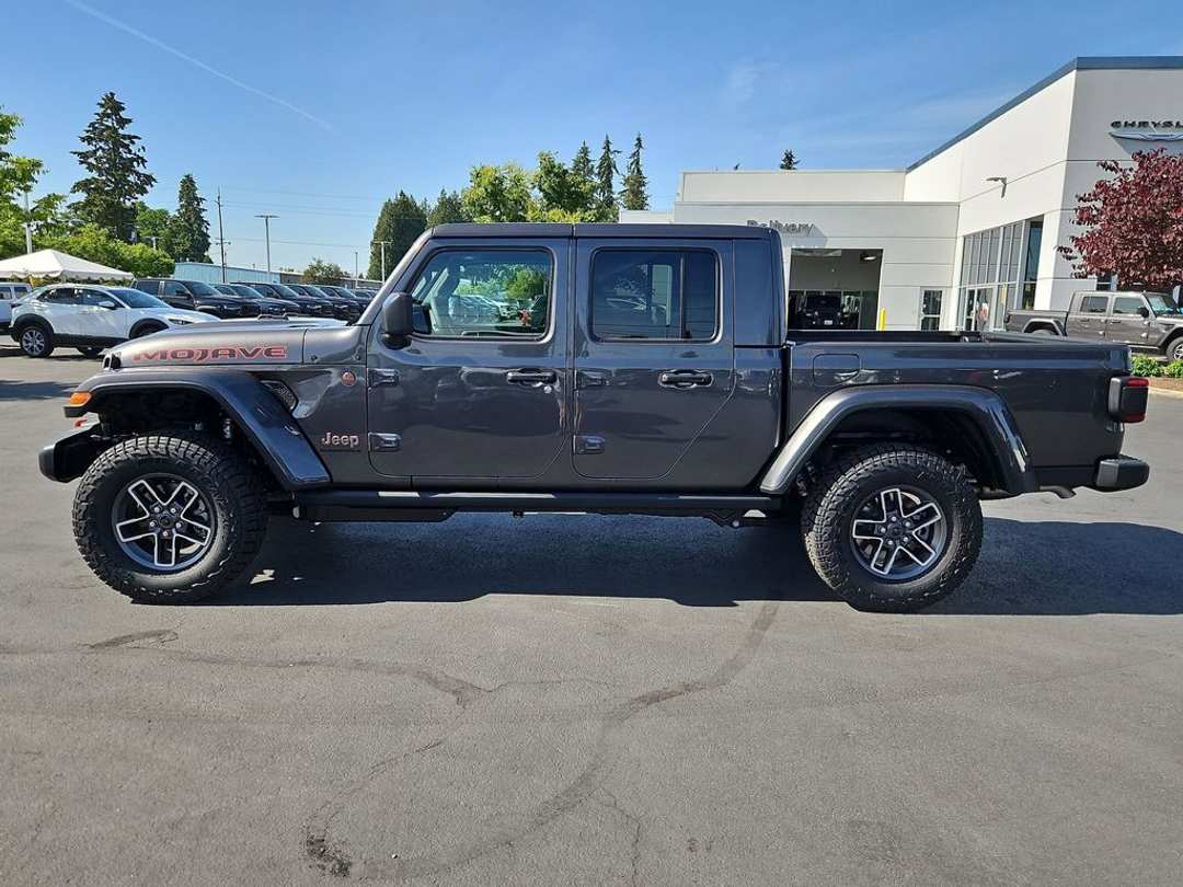 2026 Jeep Gladiator Mojave - Image 3