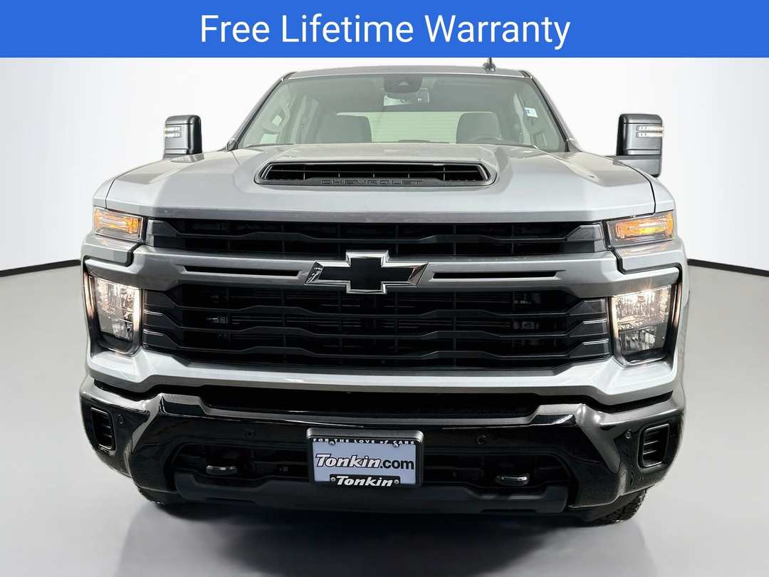 2026 Chevrolet Silverado 2500Hd Custom - Image 2