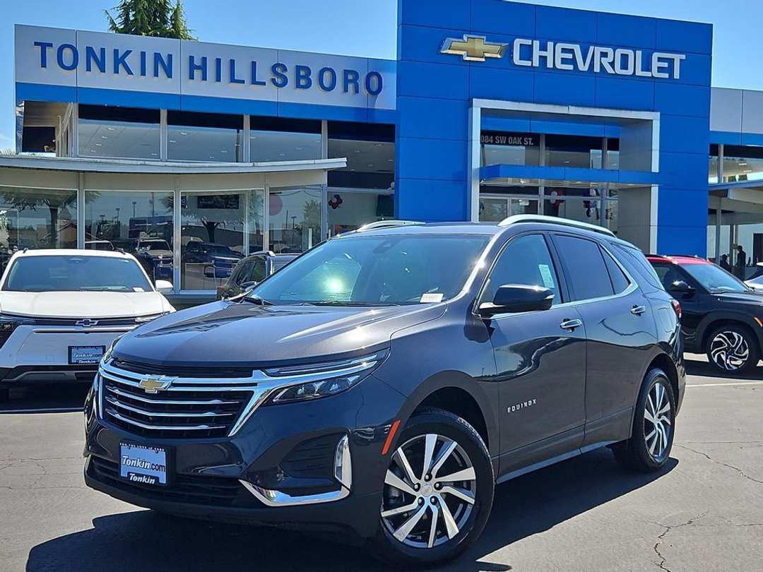 2022 Chevrolet Equinox Premier - Image 2