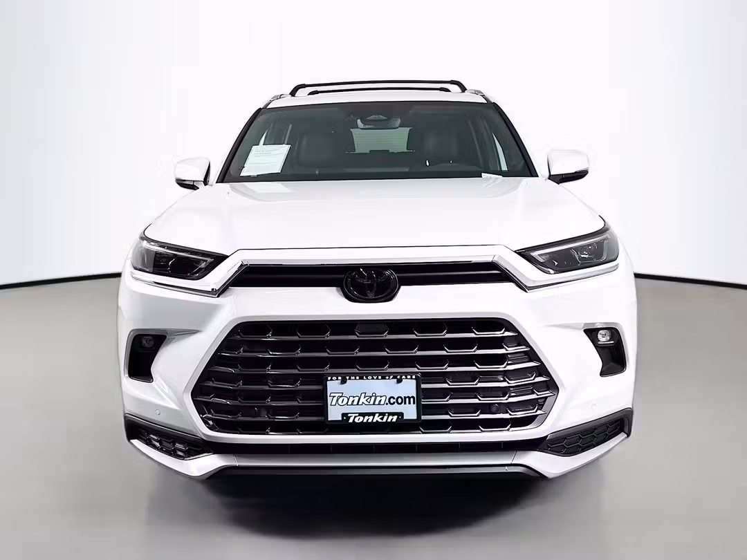 2024 Toyota Grand Highlander Hybrid MAX Limited - Image 2