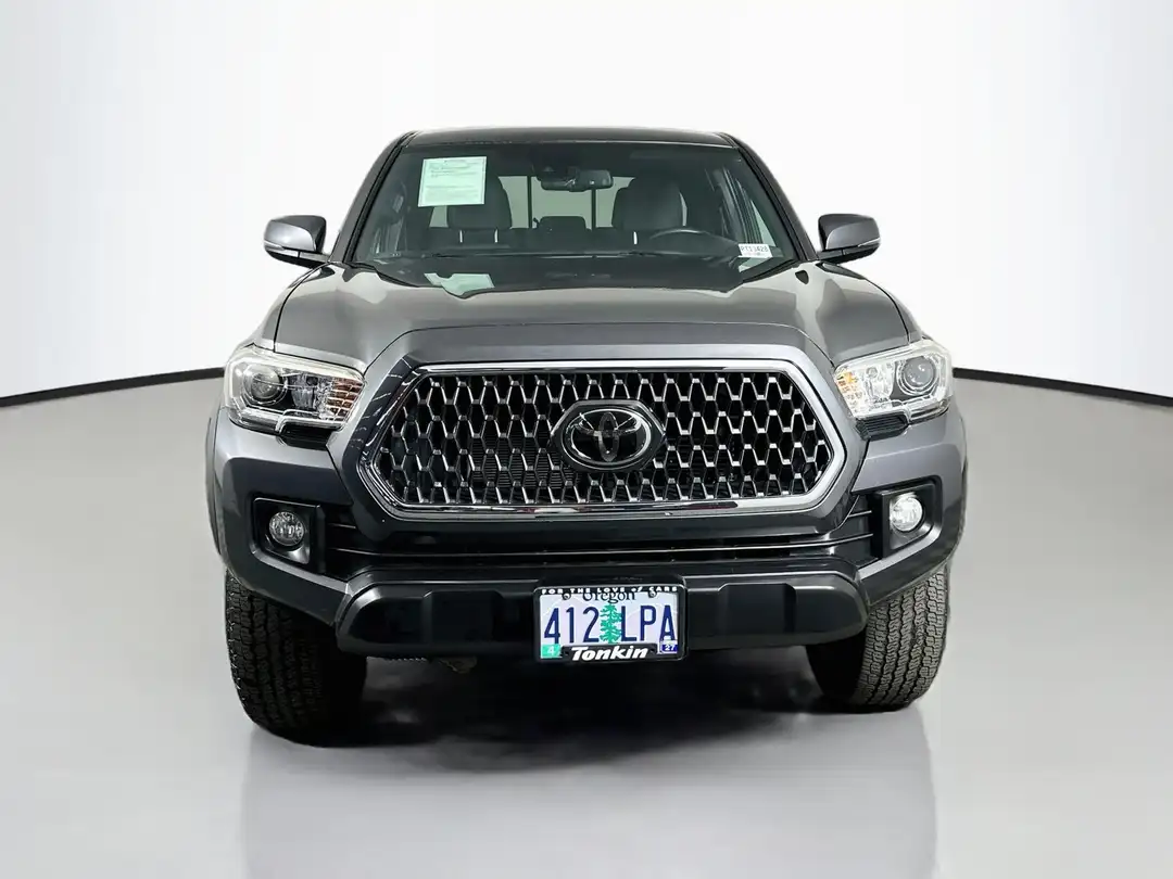 2019 Toyota Tacoma TRD OffRoad - Image 2