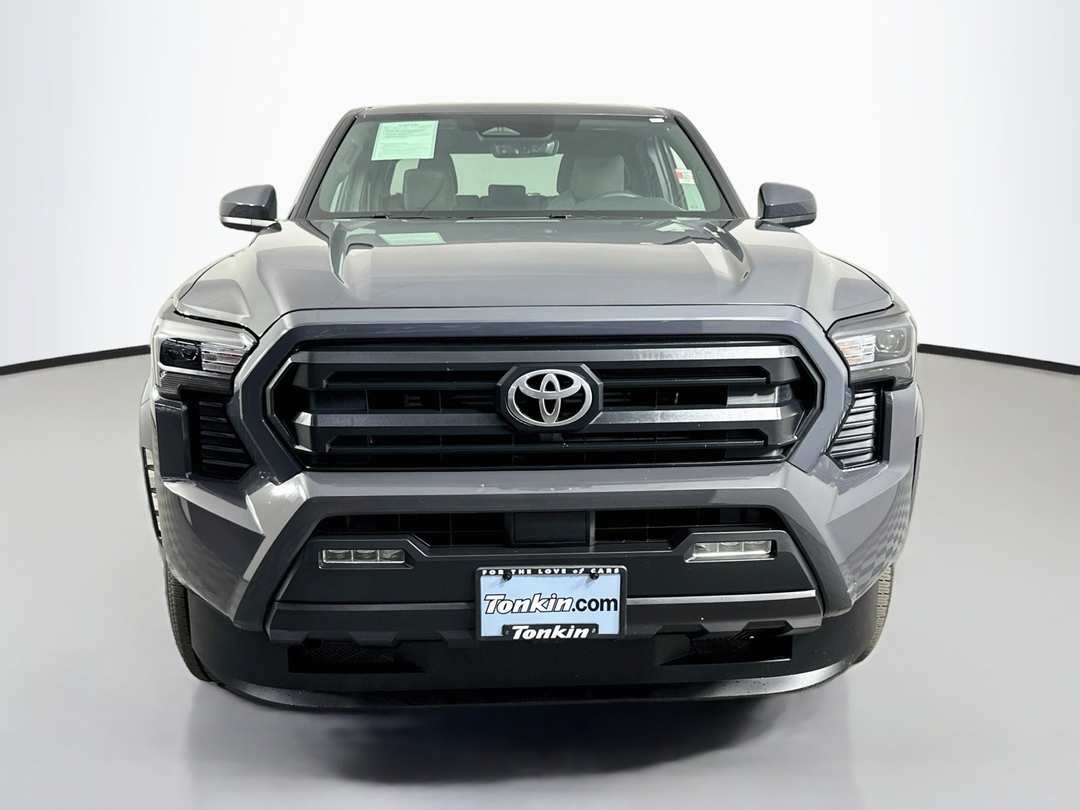 2025 Toyota Tacoma SR5 - Image 2
