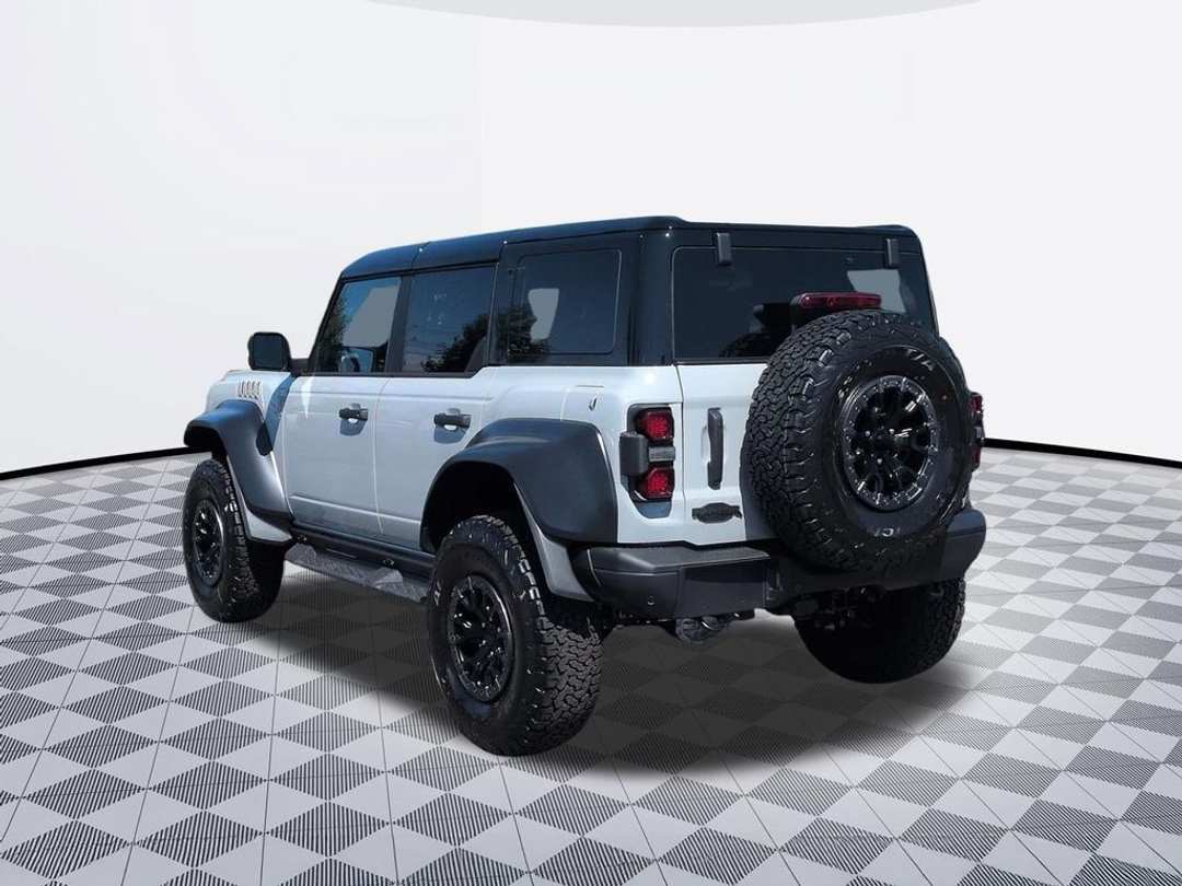 2026 Ford Bronco Raptor - Image 3