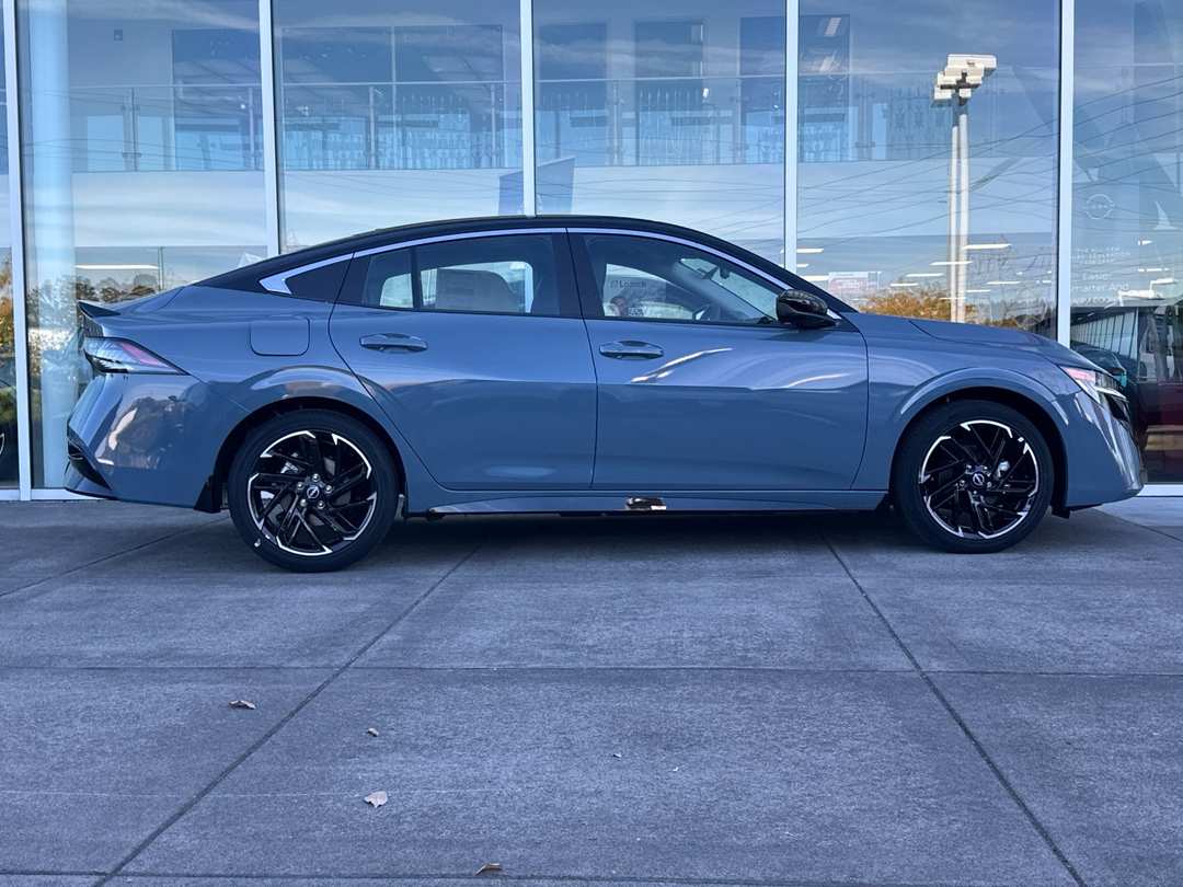 2026 Nissan Sentra SR - Image 3
