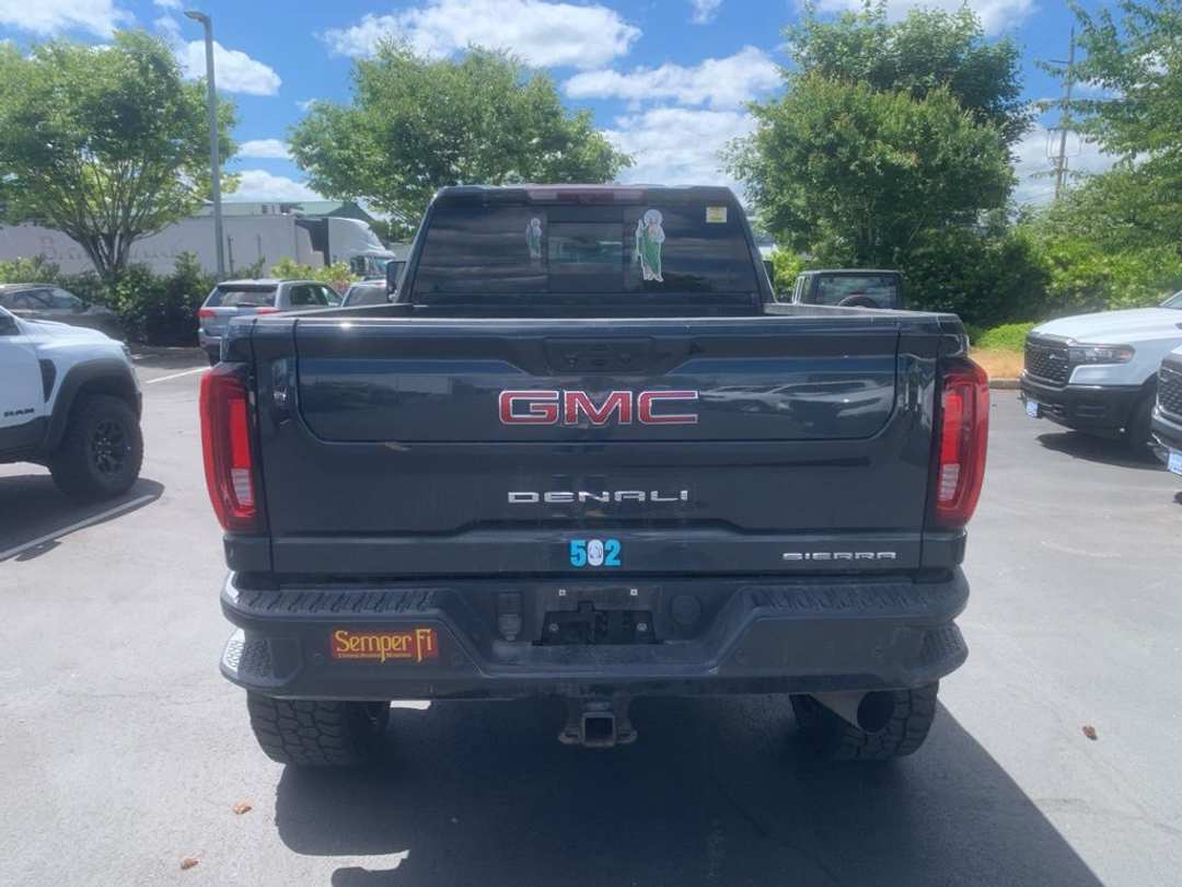 2022 GMC Sierra 3500Hd Denali - Image 3