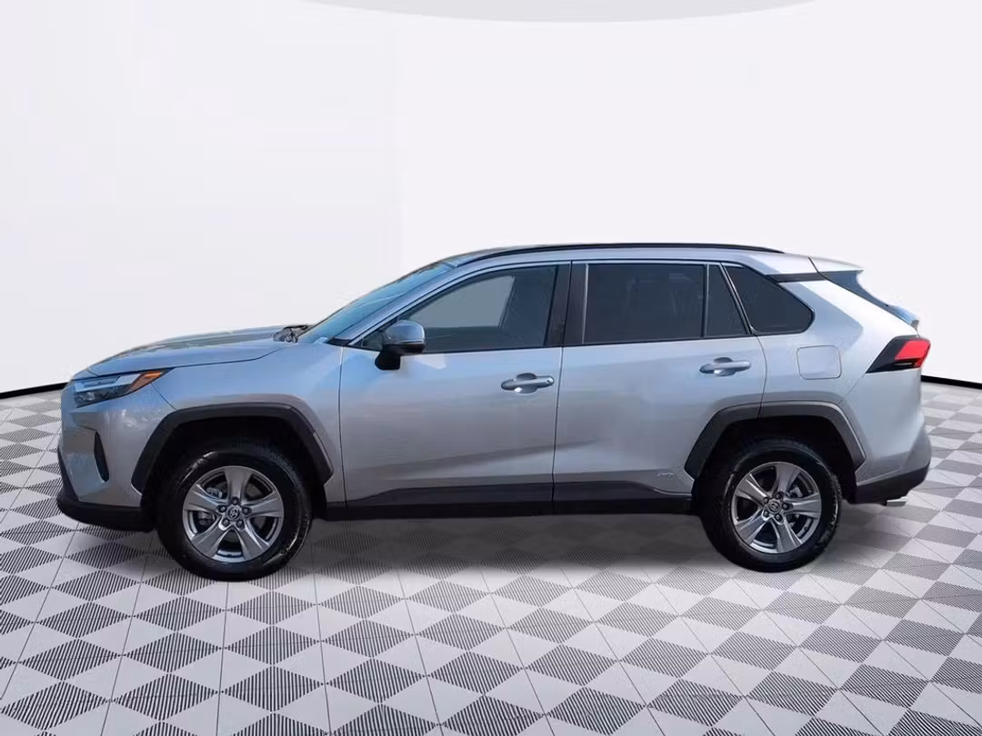 2024 Toyota Rav4 Hybrid LE - Image 2