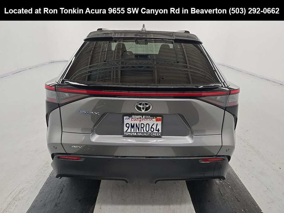 2024 Toyota Bz4X XLE - Image 3