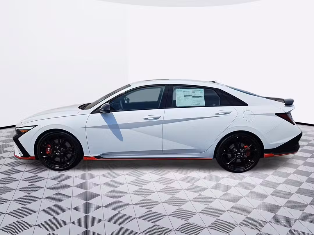 2026 Hyundai Elantra N Base - Image 3