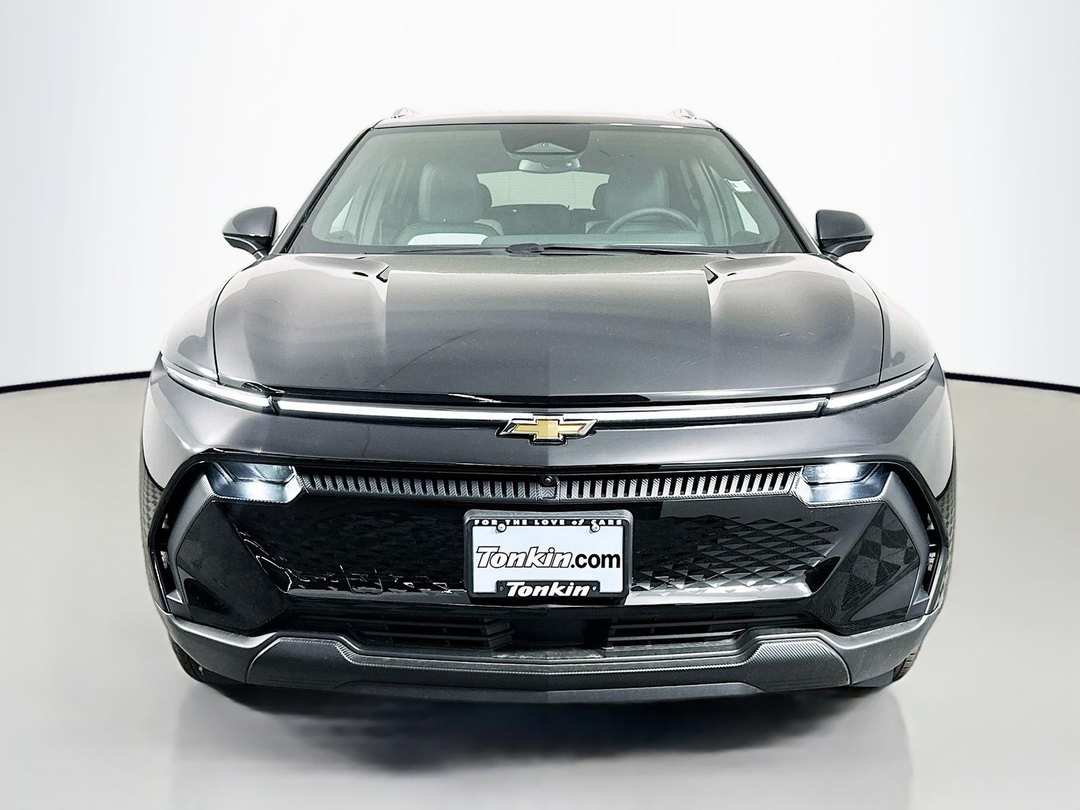 2026 Chevrolet Equinox Ev LT - Image 2