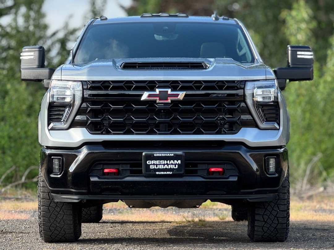2024 Chevrolet Silverado 2500Hd ZR2 - Image 2
