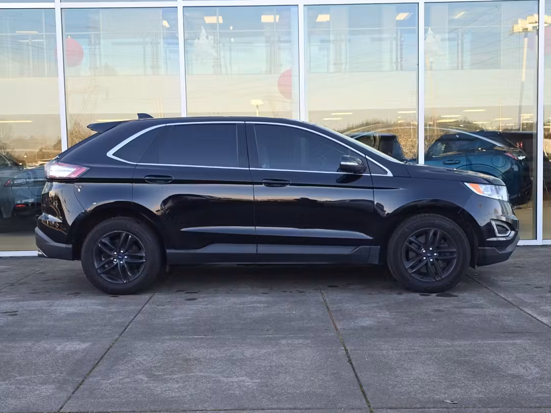 2018 Ford Edge SEL - Image 2
