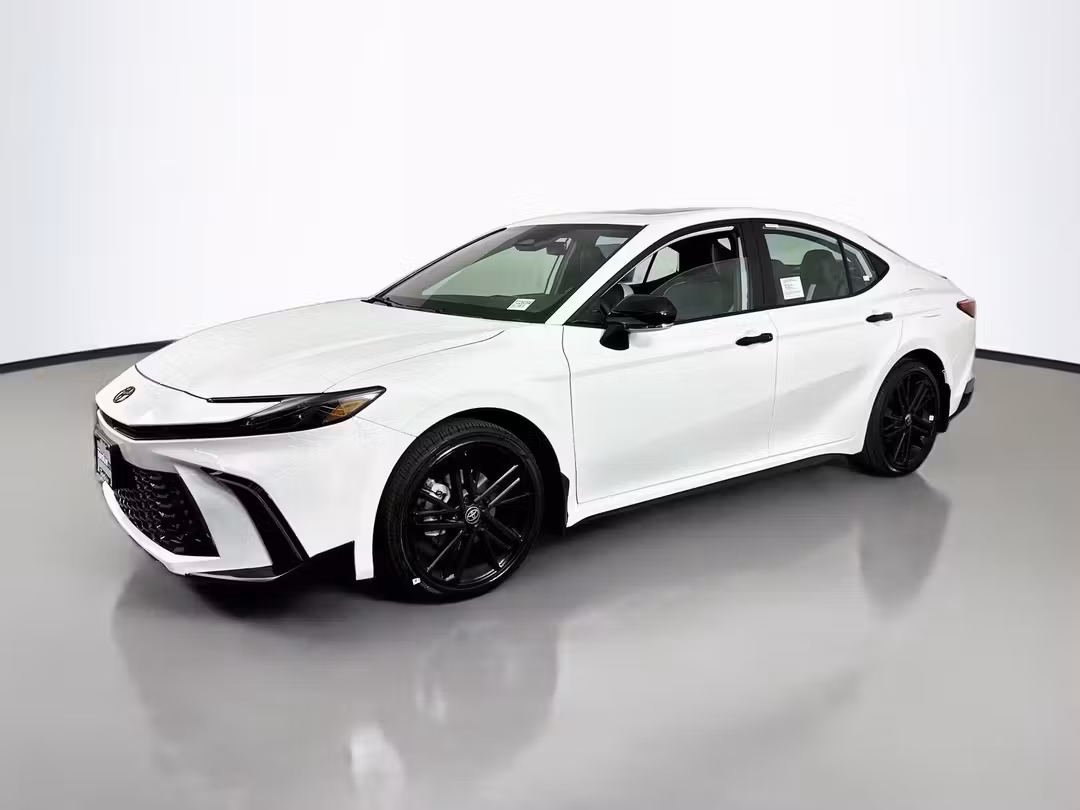 2026 Toyota Camry SE Nightshade - Image 3