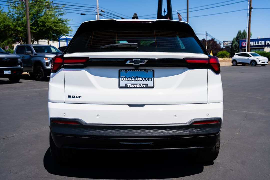 2027 Chevrolet Bolt Ev LT - Image 3