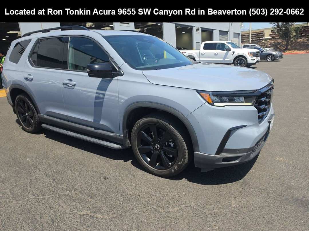 2025 Honda Pilot Black Edition - Image 3