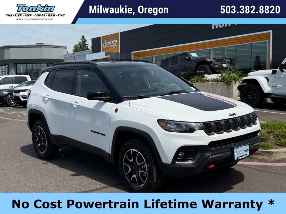 2026 Jeep Compass Trailhawk - Image 2