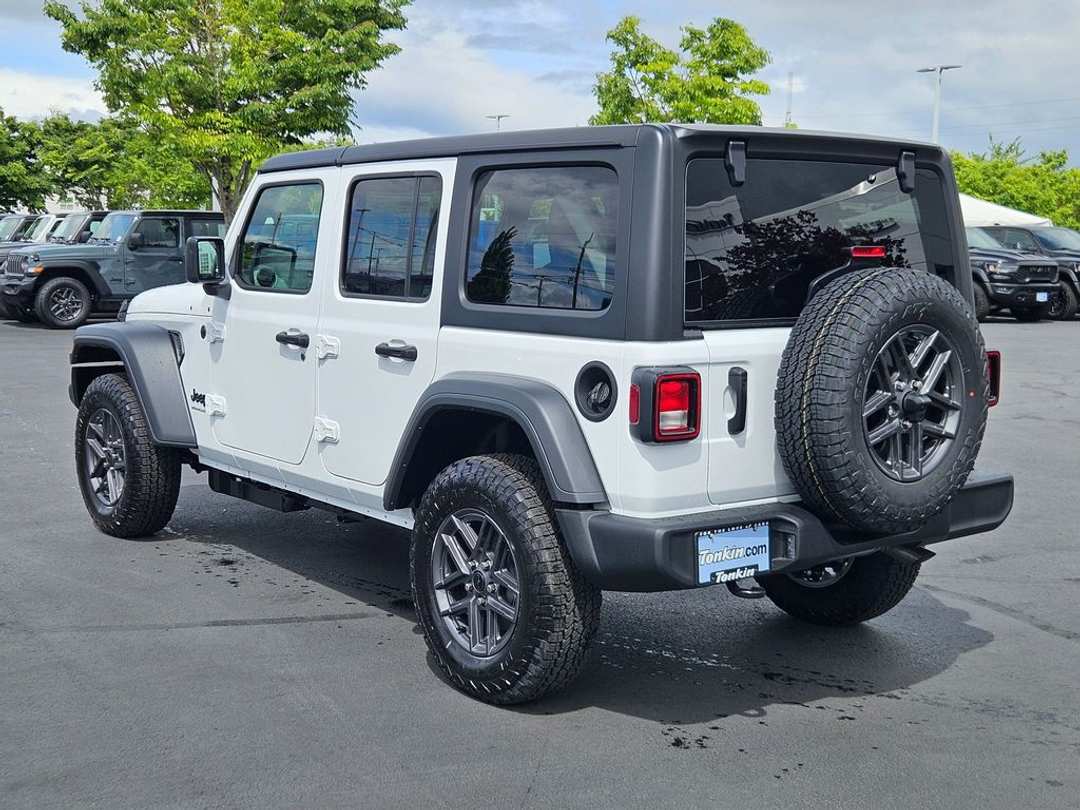 2026 Jeep Wrangler Sport RHD - Image 3