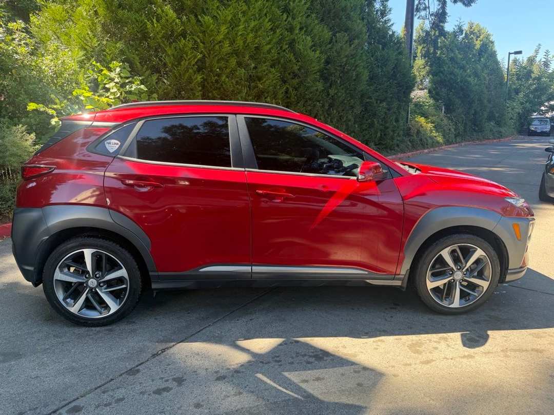 2021 Hyundai Kona Limited - Image 2