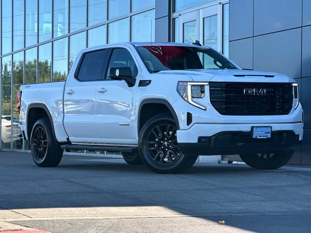 2025 GMC Sierra 1500 Elevation - Image 2