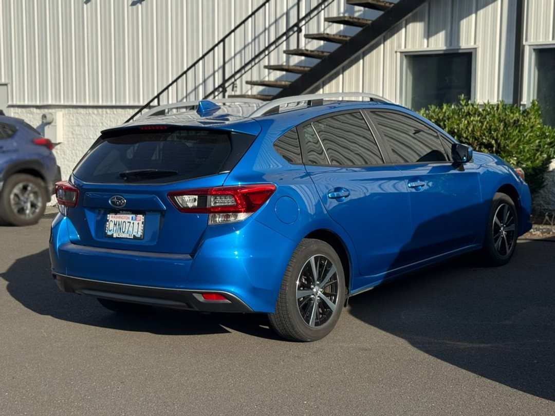 2020 Subaru Impreza Premium - Image 2