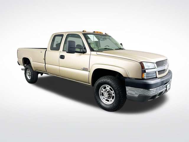 2004 Chevrolet Silverado 3500 Base
