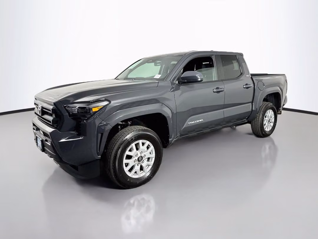2026 Toyota Tacoma SR5 - Image 3