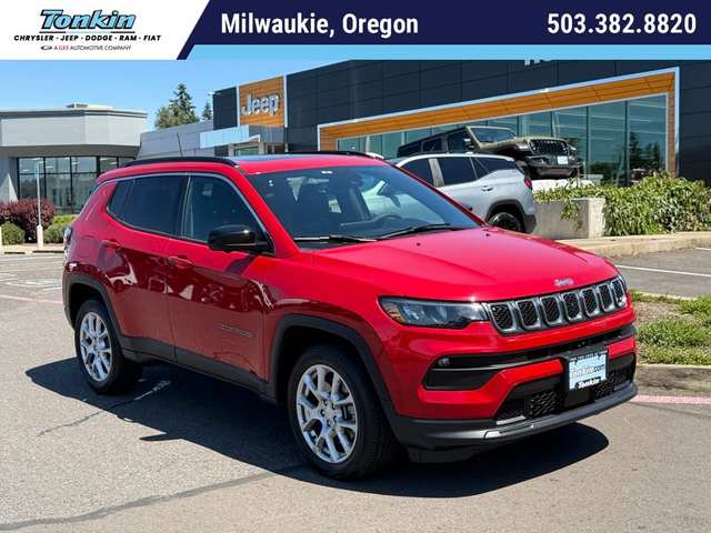 2023 Jeep Compass Latitude Lux