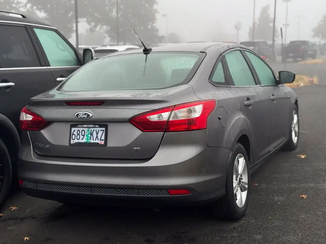 2013 Ford Focus SE - Image 2