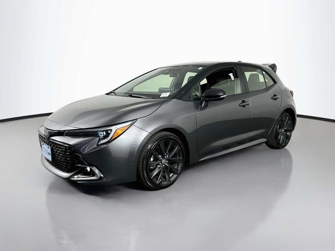 2025 Toyota Corolla XSE - Image 3